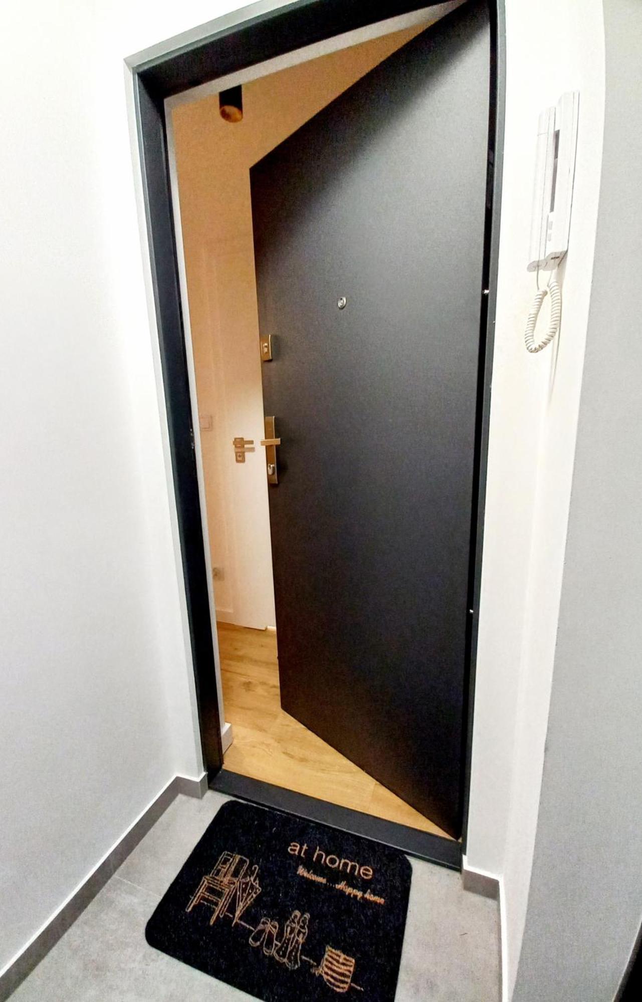 Neoapartments Lotnicza 弗罗茨瓦夫 外观 照片